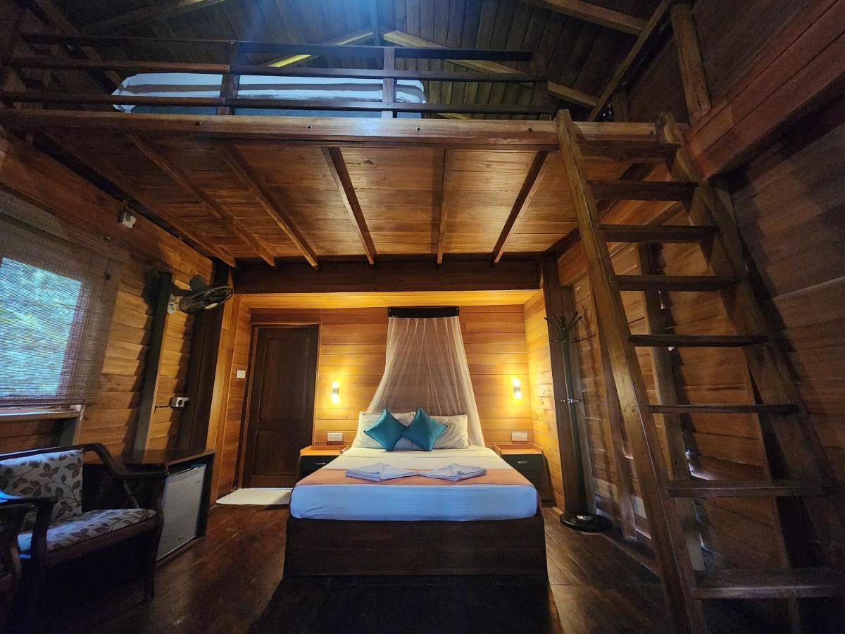 Wilpattu Tree House Bed & Breakfast Nochchiyagama Exterior photo